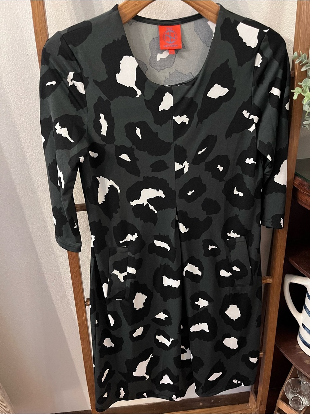 Tracy Negoshian Black, White & Dark Gray Abstract Leopard Midi Dress